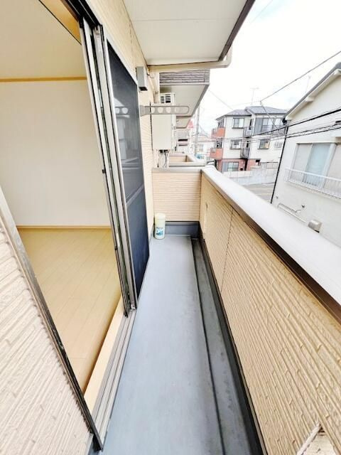 シャトレバレ町屋のバルコニー