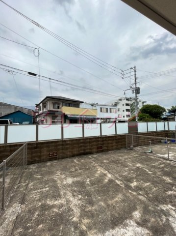 福岡市南区曰佐４丁目の賃貸マンションのバルコニー