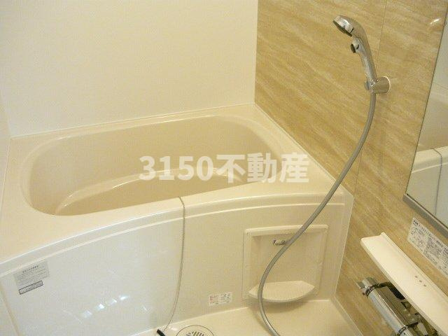 ル　オーブ　デラ　メゾンの浴室|ゆったり過ごせるお風呂です