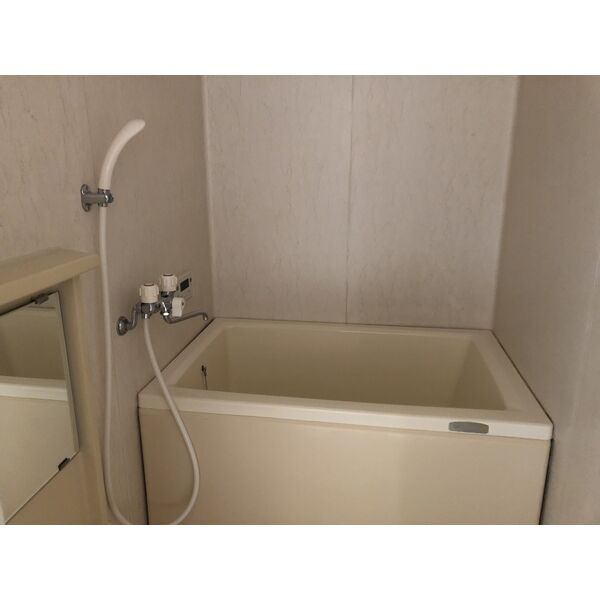 シャトレーＫの浴室