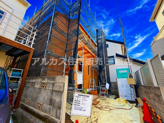 三鷹市井口4丁目 西武多摩川線 新小金井駅 新築戸建の外観