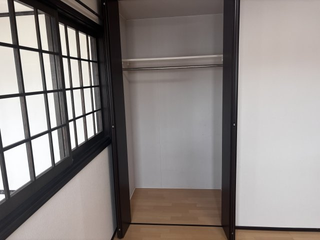 明石市魚住町清水戸建の収納