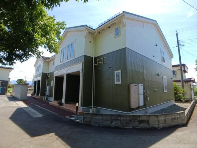 ジラソーレの外観