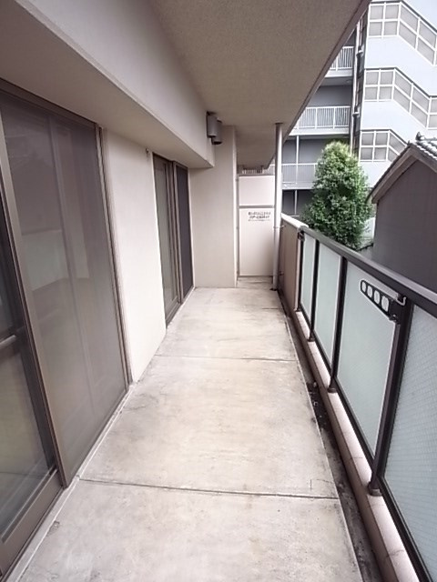 グランドハイツ旭のバルコニー