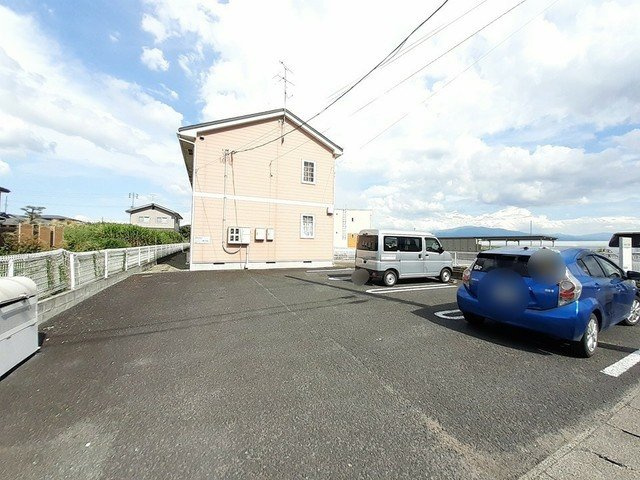 サウス・ウィンド　Ⅱの駐車場
