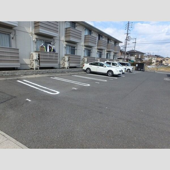 【駐車場】 | コンフォートMーII | 駐車場の写真です。
