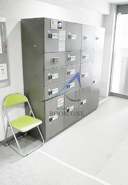 白金武蔵野マンションのその他共用部分|宅配ボックスです。
