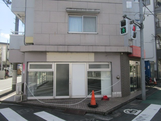 板橋区板橋２丁目の倉庫