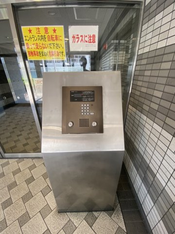 コーシャハイツ川口のエントランス
