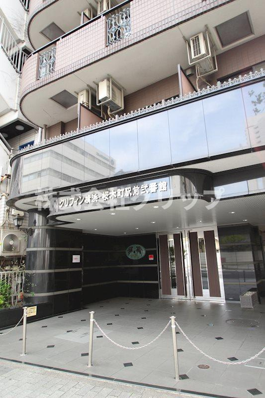 グリフィン横浜・桜木町駅前弐番館のエントランス