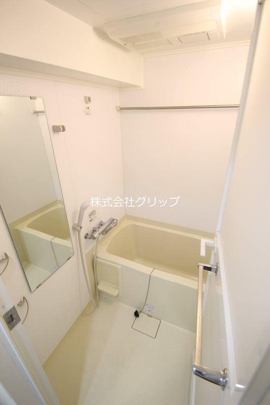 グリフィン横浜・桜木町駅前弐番館の浴室