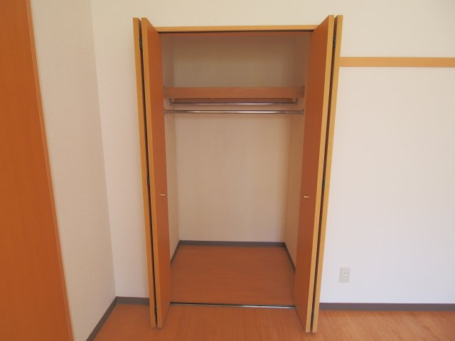 プレジール石堂の収納