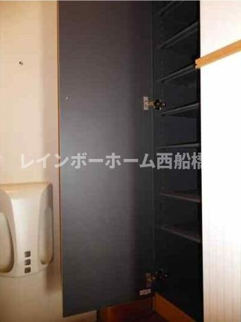 ファーストワンの玄関