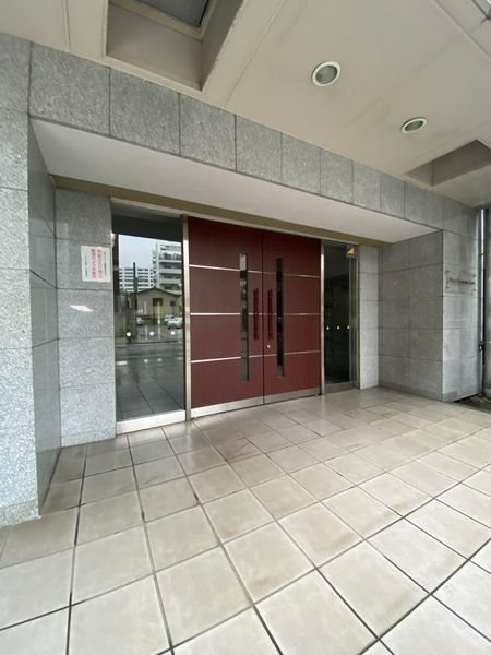 ヴェルト川崎イースト のエントランス