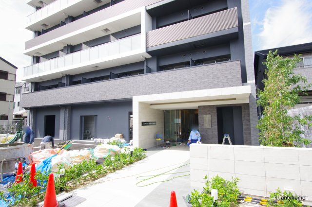 アドバンス大阪城シュアーヴ　仲介手数料無料のエントランス