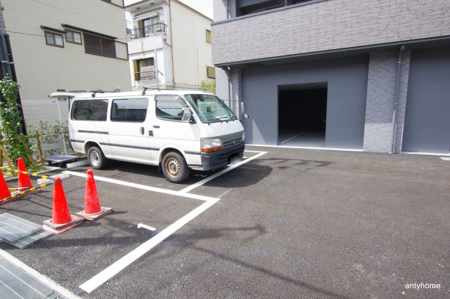 アドバンス大阪城シュアーヴ　仲介手数料無料の駐車場