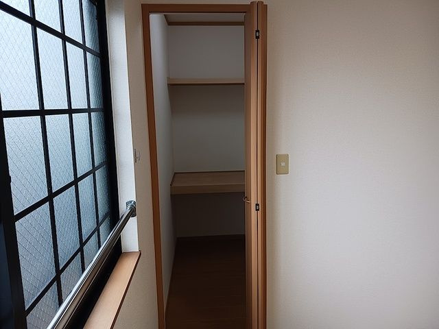 エテルノライツの収納
