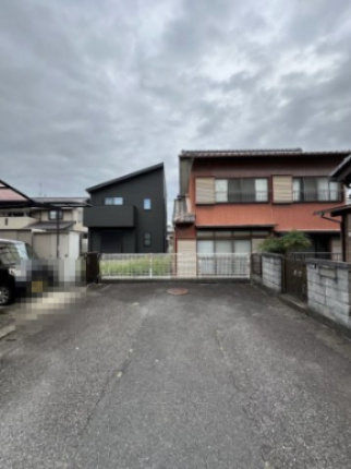 中古住宅　北方町北方の前面道路含む現地写真