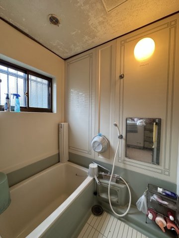 中古住宅　北方町北方の浴室
