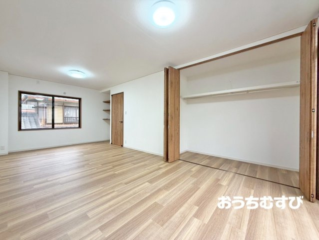 名東区八前3丁目の洋室