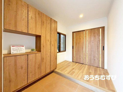 名東区八前3丁目の玄関