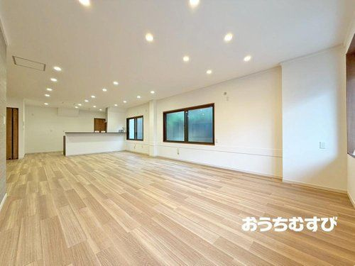 名東区八前3丁目の居間・リビング