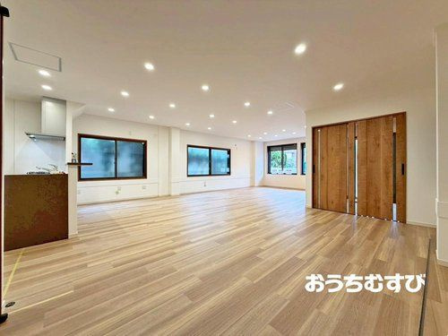 名東区八前3丁目の居間・リビング