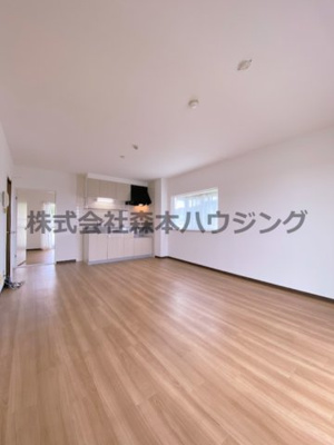 【居間・リビング】 | 　昇栄マンションⅡ | ゆったりとしたリビングです