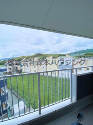 【展望】 | 　昇栄マンションⅡ | 洋室からの眺望です