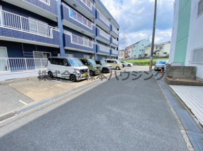 【その他共用部分】 | 　昇栄マンションⅡ | 駐輪場です