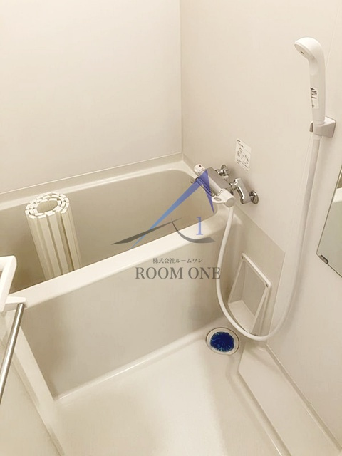 NISHI IKEBUKURO RESIDENCEの浴室|お風呂です。