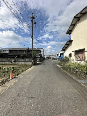 土地　生津天王町2丁目の前面道路含む現地写真