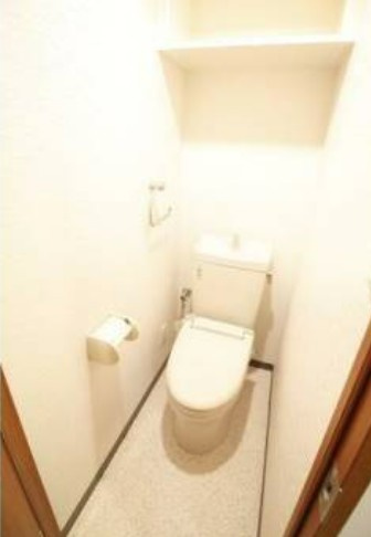 調布市国領町１丁目の賃貸マンションのトイレ