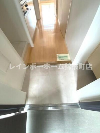 ムエット菊川の玄関