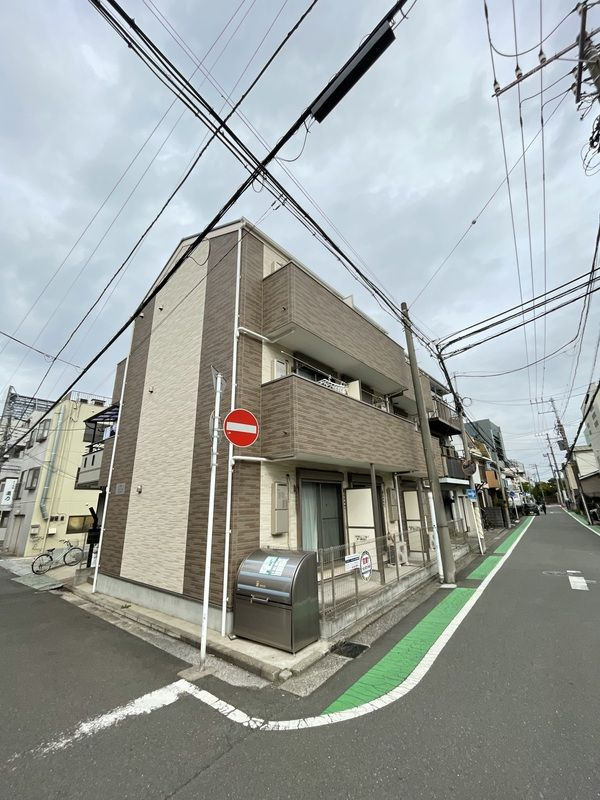 カーサ蒔田の駐車場