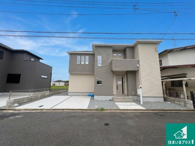 ●19(土)～23(日)現地説明会！大和郡山市稗田町　第5期　新築一戸建ての外観|安心の10年保証！外観を美しく保ち、雨水で汚れを落とします！気になることがありましたら、お気軽にお問い合わせください！