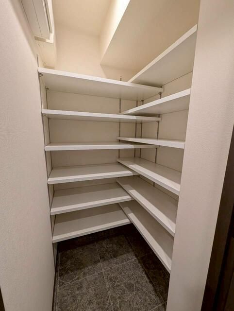 ガレリアドゥエル神田岩本町の収納