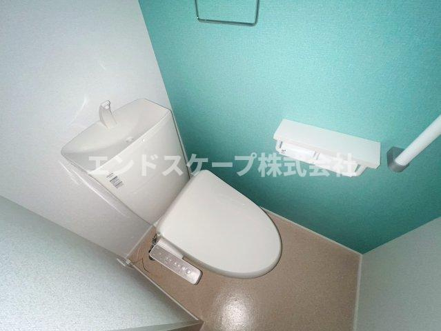 シュライン　ガーデン　Ⅲのトイレ|高崎、前橋のお部屋探しはエンドスケープまで！お客様の理想お聞かせ下さい♪