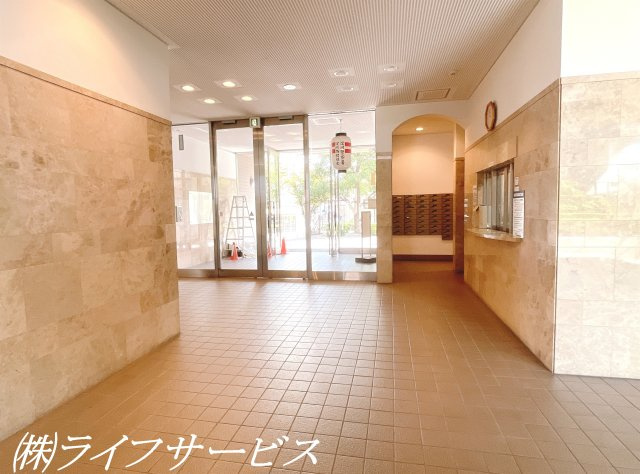 【エントランス】 | 三国駅前アーバンコンフォート | エントランスホール