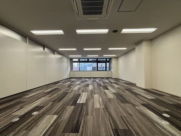 ＬＡＮＤ　ＳＱＵＡＲＥ　ＭＡＲＵＮＯＵＣＨＩ（旧ＩＣＰ丸の内ビル）