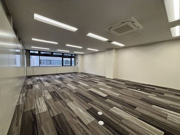ＬＡＮＤ　ＳＱＵＡＲＥ　ＭＡＲＵＮＯＵＣＨＩ（旧ＩＣＰ丸の内ビル）