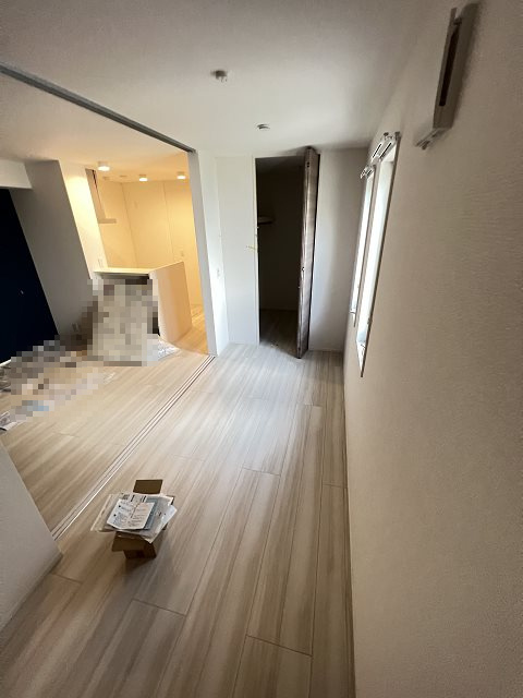尼崎市塚口町６丁目のアパートの居間・リビング