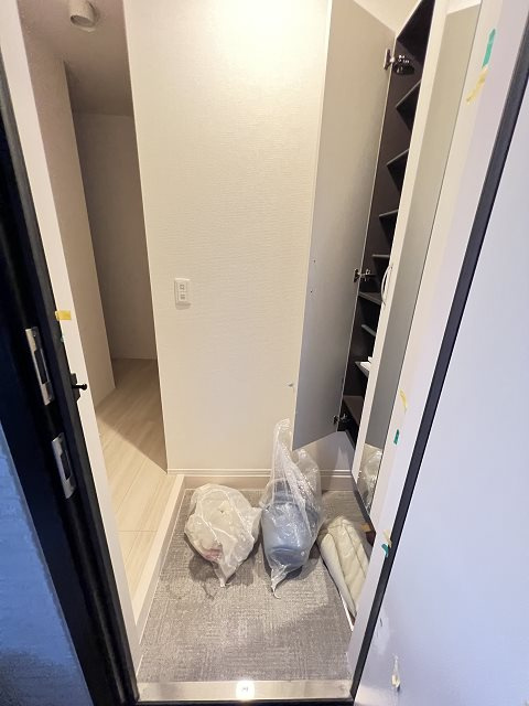 D-room塚口町の玄関
