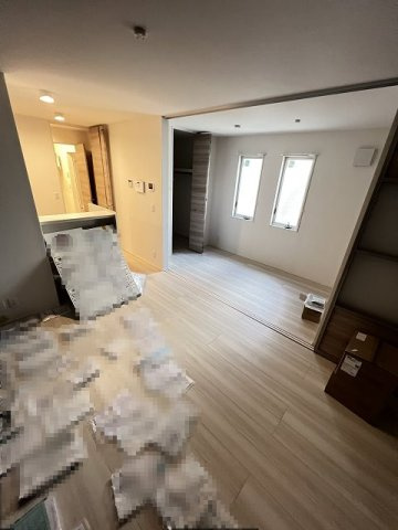 尼崎市塚口町６丁目のアパートの居間・リビング