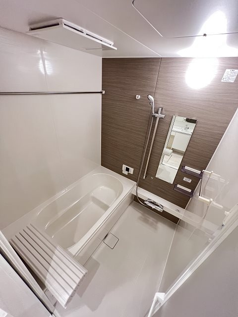 尼崎市塚口町６丁目のアパートの浴室