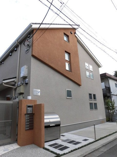 リラ代沢の外観|外はこのようになっています