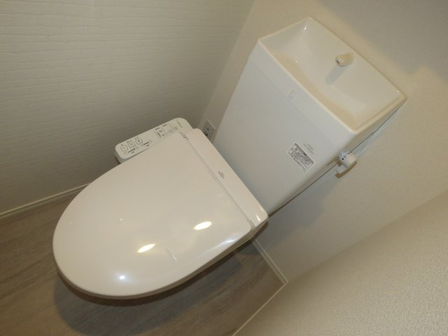 D-Sereno仙波町Bのトイレ
