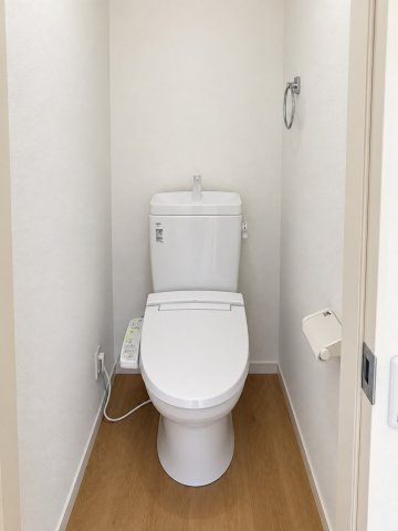戸建 宇治市大久保町上ノ山のトイレ|１Fトイレ