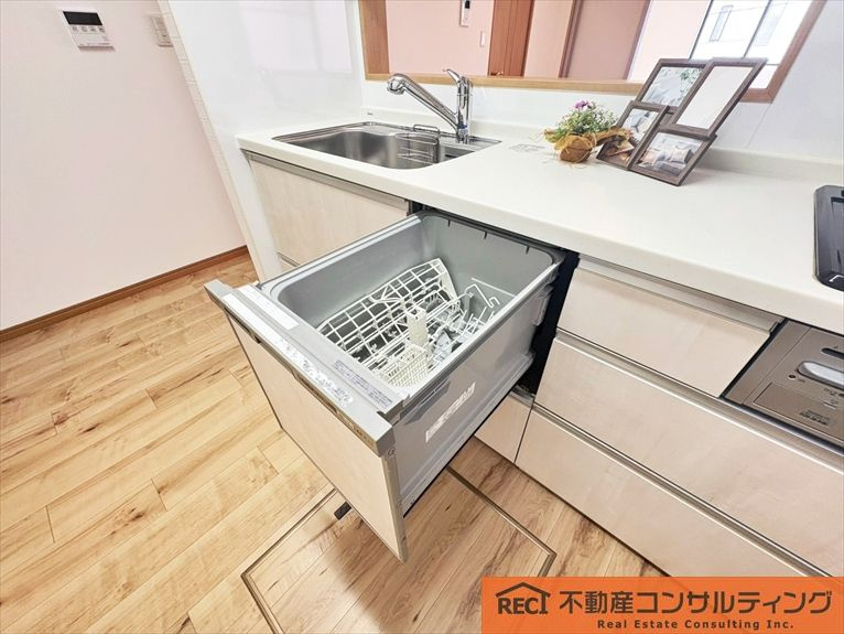 神戸市東灘区森北町7丁目　中古戸建のキッチン