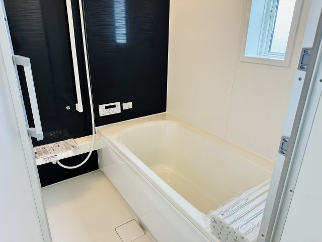 八王子市　泉町　新築一戸建て　２７期の浴室|～のびのびくつろげるバスルーム　１日の締めくくりに癒やしのバスタイムを～